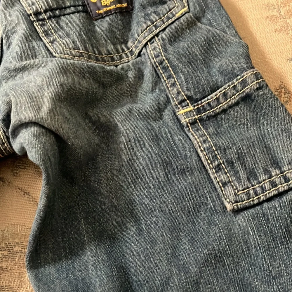 FINAL MARKDOWN Oshkosh b’gosh toddler jeans 4t